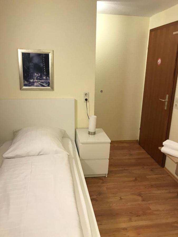 Hotel Garni Elisabeth Göppingen Exteriör bild