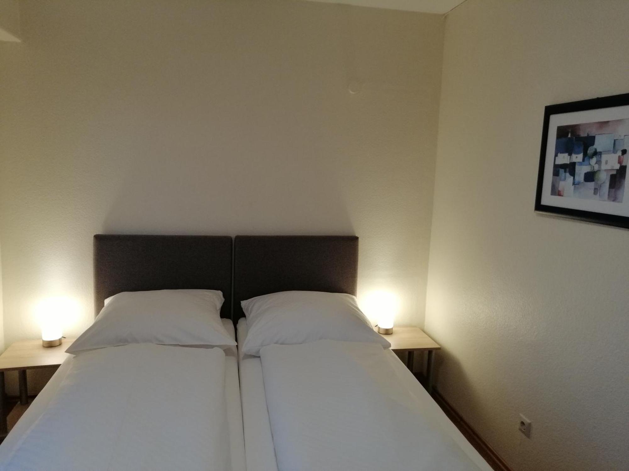 Hotel Garni Elisabeth Göppingen Rum bild